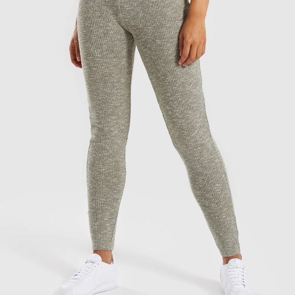 GymShark ribbed jogger/legging - Picture 2 of 5